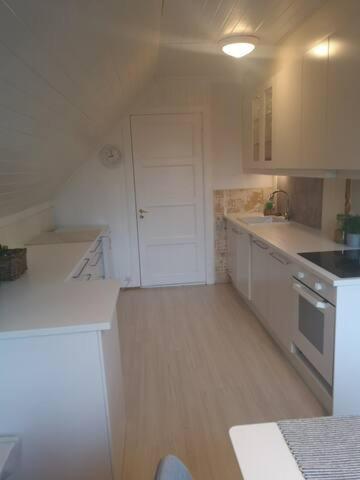 Wergelandshuset, Egen Leilighet 60 M2 Apartment คริสเตียนซานด์ ภายนอก รูปภาพ